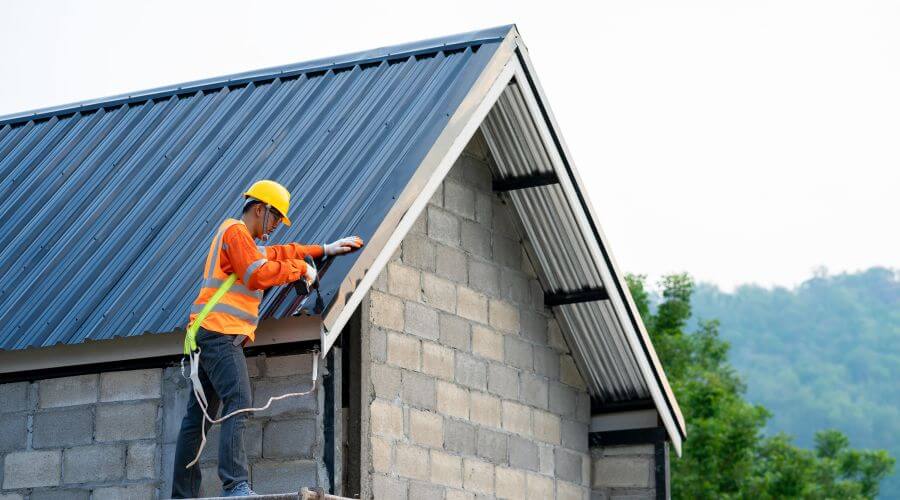 Expert Emergency Roof Repairs services in Spencer, MA